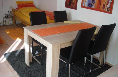 Pliezhausen Apartment | 2-Zimmer-Appartement-Seerose