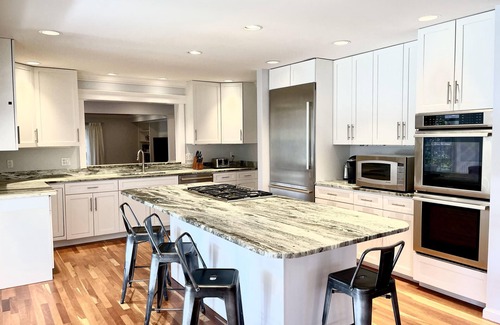 West of Town House | 20 Meadow View Drive, Nantucket Massachusetts nTucked Away