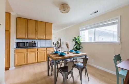 Sharp Park Condo | 20 minutes to SF, One block to the beach, fire pit on expansive deck