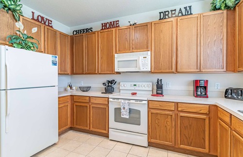Trafalgar Village House | 20% off 5 Nights or Longer in Orlando