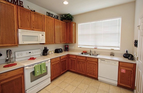 Trafalgar Village House | 20% off 5 Nights or Longer in Orlando
