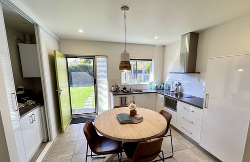 Myrtleford Villa | 20 on Rayner