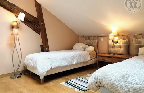 Mareil-le-Guyon Cottage | 200 m² Cabin ∙ 4 bedrooms ∙ 9 guests