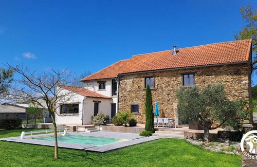Padies House | 200 m² Gîte ∙ 4 bedrooms ∙ 11 guests
