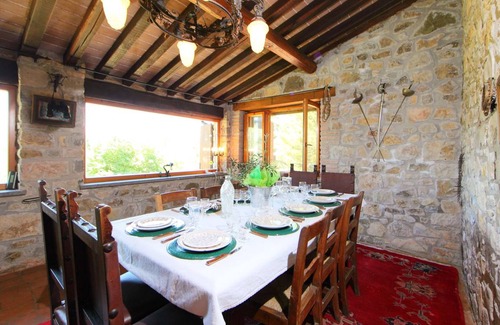 Parrano House | 200 m² House ∙ 1 bedroom ∙ 10 guests