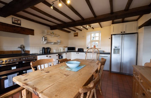 Peak District House | 200 m² House ∙ 4 bedrooms ∙ 16 guests