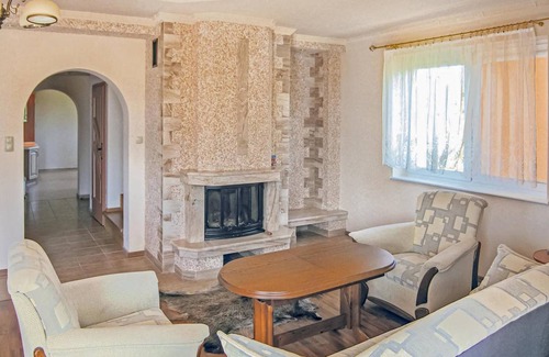 Rowy House | 200 m² House ∙ 4 bedrooms ∙ 9 guests
