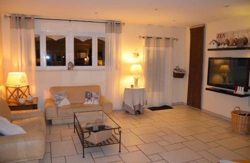 Bazoncourt House | 200 m² House ∙ 5 bedrooms ∙ 8 guests