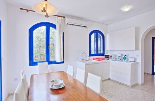 Prodromi Villa | 200 m² Villa ∙ 3 bedrooms ∙ 9 guests
