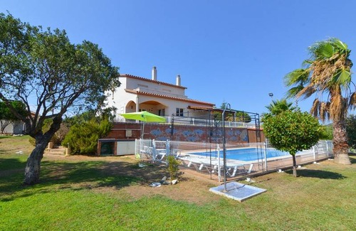 Mas Altaba Villa | 200 m² Villa ∙ 6 bedrooms ∙ 12 guests