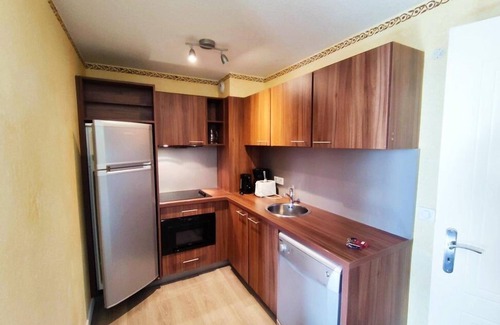 Isola Apartment | 200m from shops, balcony, tv, ski locker, 35m², Isola 2000