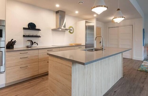 Wolfville House | 201 - Downtown Wolfville Boutique Apartment