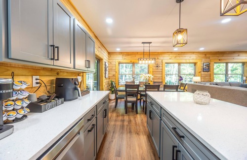 McHenry House | 2024 built, 6 Bed/4 bath, Mountain Oasis w/a modern touch at Deep Creek Lake, Wisp Resort & Golf!