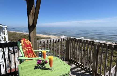 Duck Condo | 2025: Truly Oceanfront. The Penthouse in Duck, has Amazing Ocean Views!