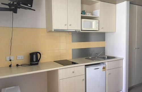 Cowes Apartment | 203 AT THE WAVES