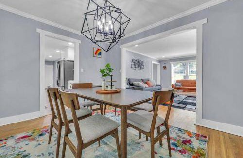 Decatur House | 204 m² House ∙ 3 bedrooms ∙ 10 guests