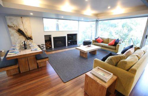 Lorne House | 204 m² House ∙ 3 bedrooms ∙ 7 guests