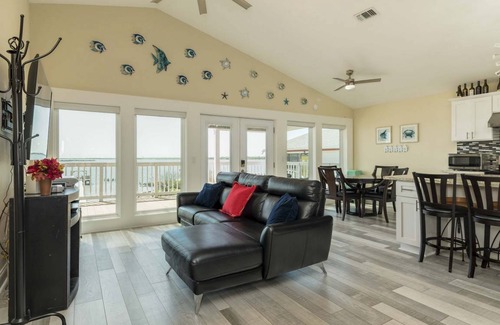 Dickinson House | 204 m² House ∙ 4 bedrooms ∙ 14 guests