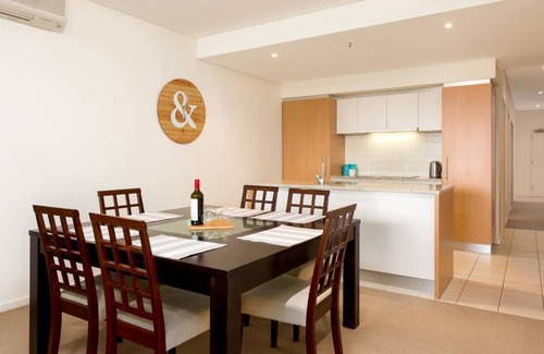 Victor Harbor Apartment | 204 The Frontage - Ocean Views