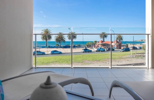 Victor Harbor Apartment | 204 The Frontage - Ocean Views