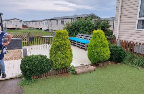 Burnham-on-Sea Apartment | 205 Holiday Resort Unity 6 berth Pet friendly Passes optional