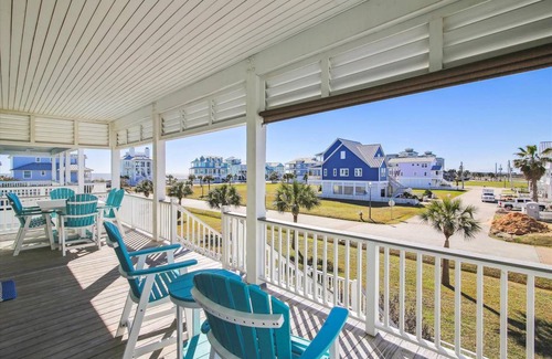 Beachside Village House | 209 m² House ∙ 5 bedrooms ∙ 12 guests