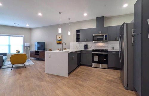 Dunellen Apartment | 210 Brand New 1 Bedroom, 1 Bath, 1 Full Kit, 1 Liv