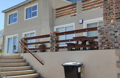 Betty's Bay Cottage | 210 Degrees South, paradise in Sunny Seas