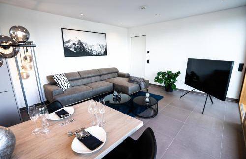 Sendling - Westpark Apartment | 210 m² Apartment ∙ 3 bedrooms ∙ 8 guests