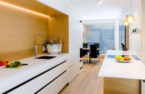 Sendling - Westpark Apartment | 210 m² Apartment ∙ 3 bedrooms ∙ 8 guests