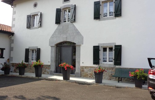 Mendive House | 210 m² Gîte ∙ 5 bedrooms ∙ 10 guests