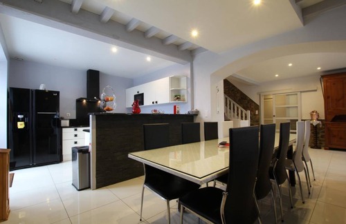 Mendive House | 210 m² Gîte ∙ 5 bedrooms ∙ 10 guests