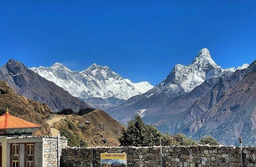 Namche Bazaar Apartment | 2100 m² Apartment ∙ 20 bedrooms ∙ 30 guests