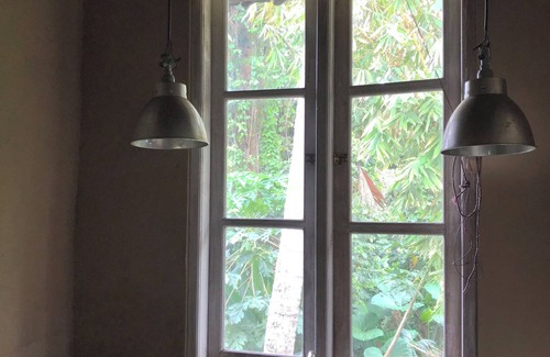Ubud City-Centre House | 210m2 Antique, Trendy, Arty, Yogi House + Central Quiet Garden Pool + Fast Wifi