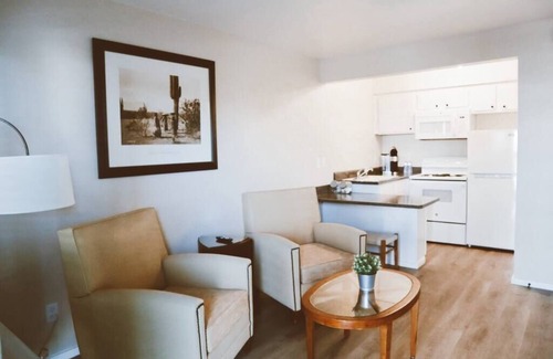 Mesa Apartment | 211 Cozy and stylish one bedroom -Pool & Spa!