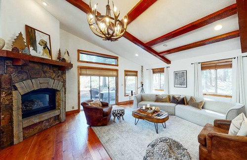 Truckee House | 214 m² House ∙ 4 bedrooms ∙ 10 guests