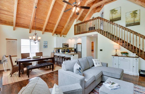 Seneca House | 214 m² House ∙ 4 bedrooms ∙ 8 guests