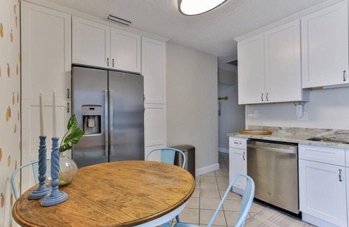 Boardwalk House | 216 Kirkland Suite 2 - 2/1 beachside pool home!
