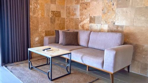 Agva Hotel | 216 North Hotel