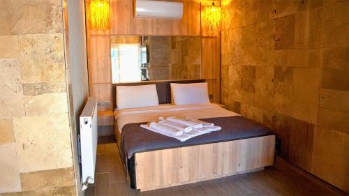 Agva Hotel | 216 North Hotel