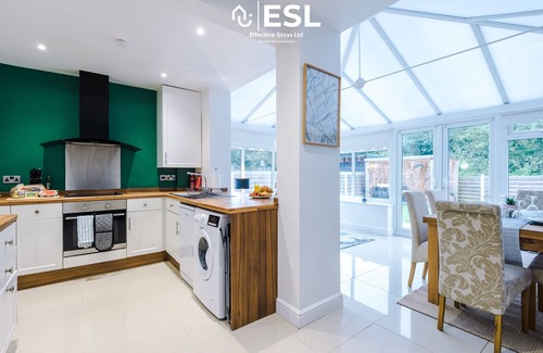 Blacon House | 21LGDR - 3 Bedroom House with Garden Seating and Driveway Parking