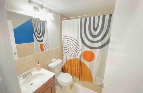 Downtown Atlanta Apartment | 21st floor condo in the center of Atlanta