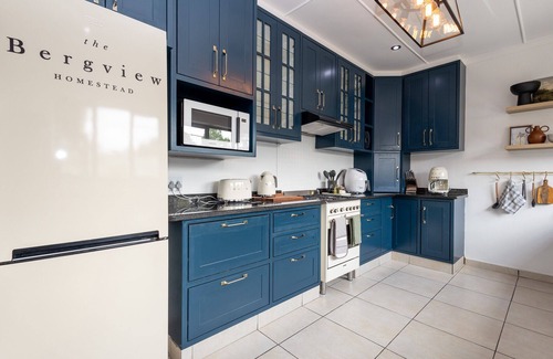 Hilton Apartment | 22 Bergview Rd