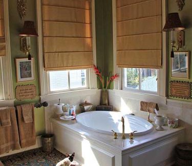 Ansonborough Bed & Breakfast | 22 Charlotte