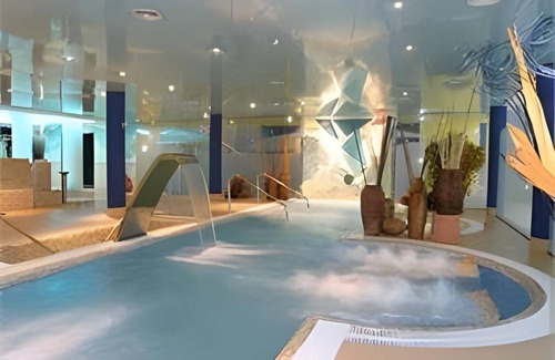 Torrelavega Hotel | 22 m² Hotel ∙ 127 guests