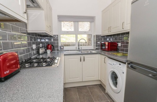 Conwy Cottage | 22 UPPERGATE STREET, family friendly, with a garden in Conwy