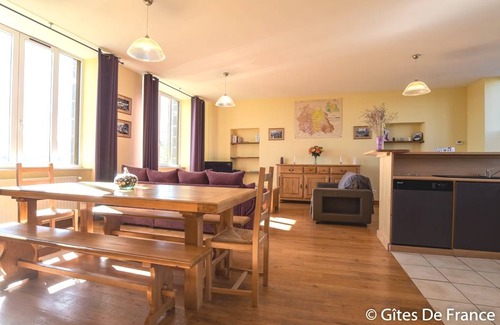 Anzat-le-Luguet House | 220 m² Gîte ∙ 4 bedrooms ∙ 8 guests