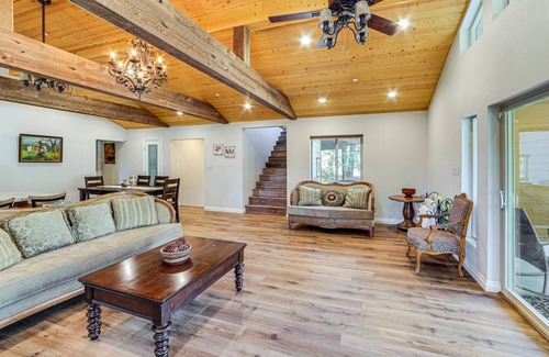 Pine Mountain Club House | 223 m² House ∙ 3 bedrooms ∙ 11 guests