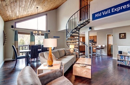 Eagle-Vail Condo | 225 Eagle Dr, Unit 8B - This 3-bed, 2.5-bath Avon Townhouse. Summer Rentals Only!