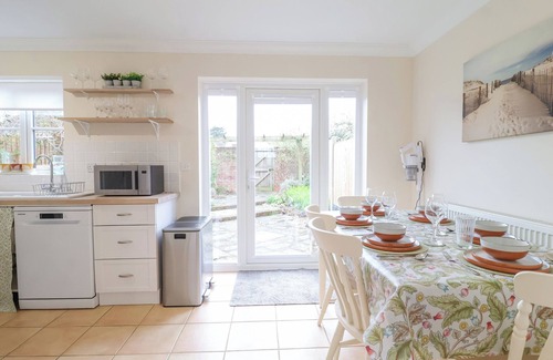 Halesworth Cottage | 23 CHURCH FARM LANE, family friendly, with a garden in Halesworth